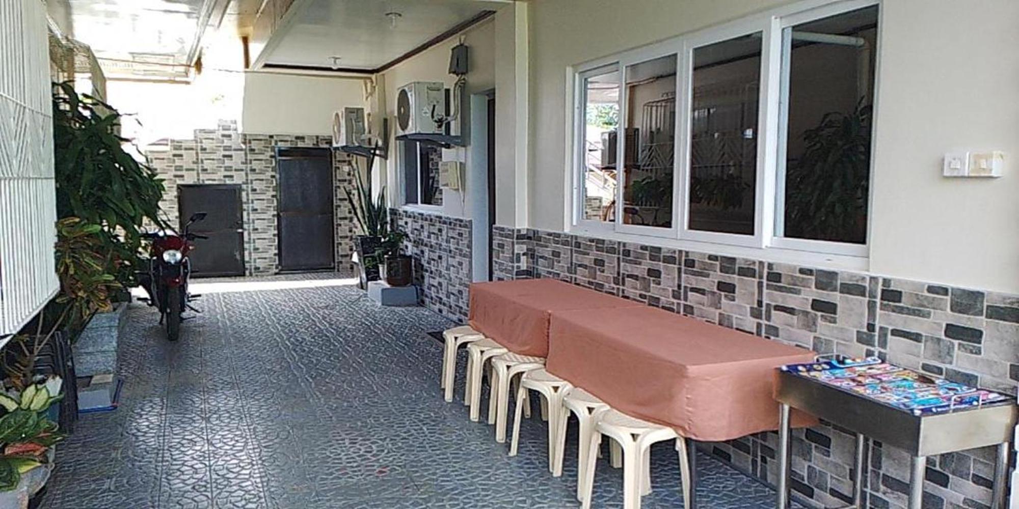 Fnt Transient House Near Hundred Islands Otel Alaminos Dış mekan fotoğraf