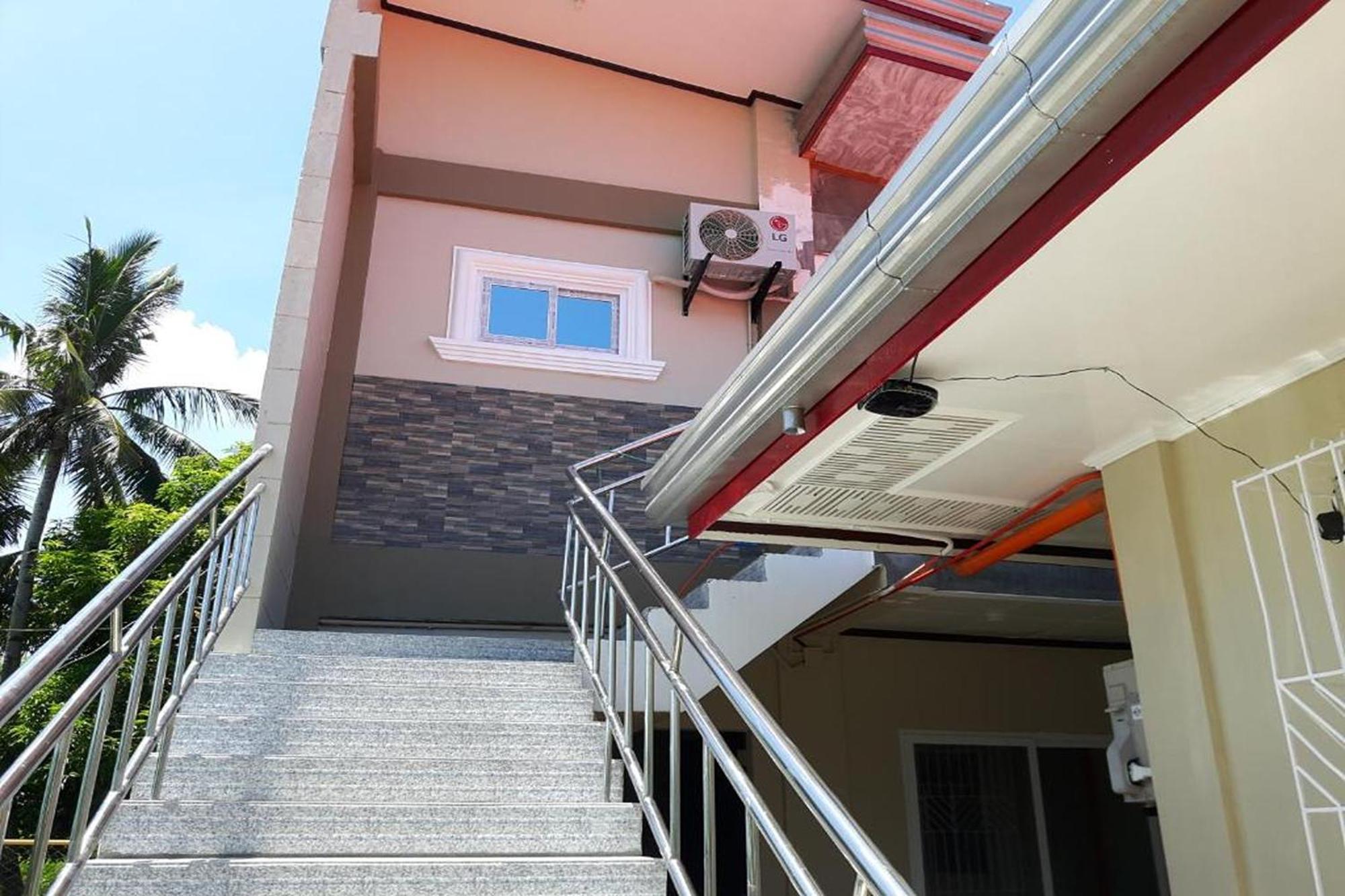 Fnt Transient House Near Hundred Islands Otel Alaminos Dış mekan fotoğraf